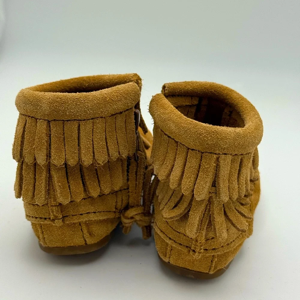 Minnetonka Baby Fringe Moccasins Infant Size 2